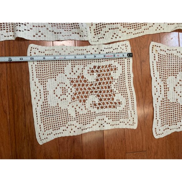 Set of 5 Vintage Handmade Crochet Lace Doilies with Floral & Scroll Patterns - Picture 16 of 16